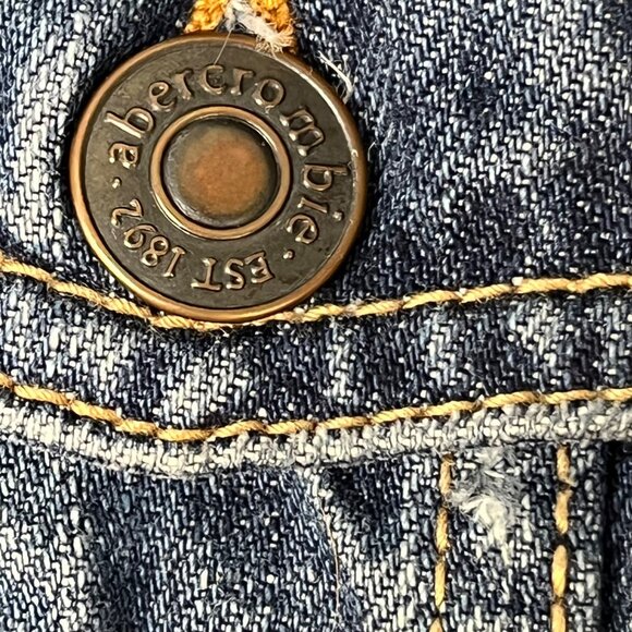 Abercrombie & Fitch Girls Denim Trucker Jacket Youth Large Blue Medium Wash - Picture 7 of 15